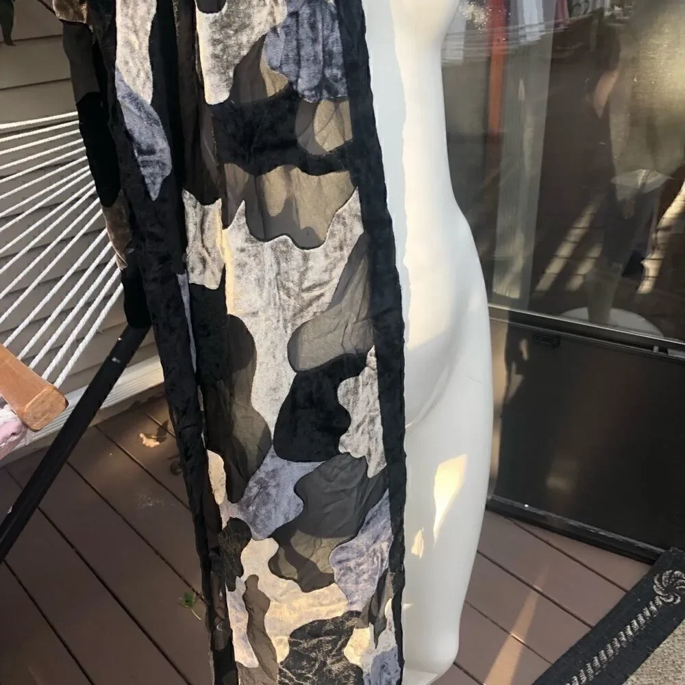 Authentic cocoon house scarf.
